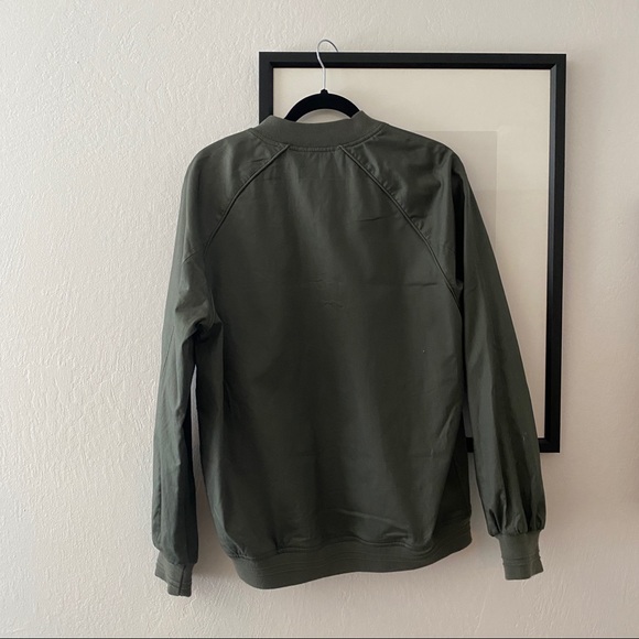 ASOS Men’s Green Bomber Jacket - Picture 5 of 5
